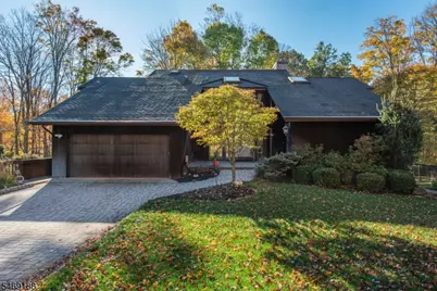 9 Griffin Ct, Sparta Township, NJ 07871 - Photo 1