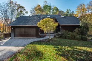 9 Griffin Ct, Sparta Township, NJ 07871 - Photo 1