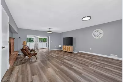 3505 Pinhorn Drive, Bridgewater, NJ 08807 - Photo 4