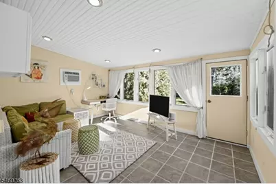40 Jackson St, Nutley, NJ 07110 - Photo 8