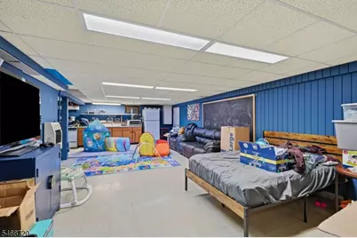 101 Morse Lake Rd #B, Bloomingdale, NJ 07403 - Photo 10