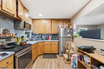 101 Morse Lake Rd #B, Bloomingdale, NJ 07403 - Photo 4