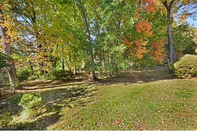 29 Galway Dr, Mendham, NJ 07945 - Photo 4