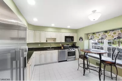 29 Galway Dr, Mendham, NJ 07945 - Photo 6