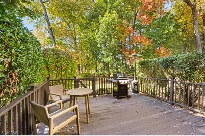 29 Galway Dr, Mendham, NJ 07945 - Photo 2