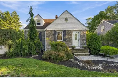 32 New St, Wayne, NJ 07470 - Photo 1