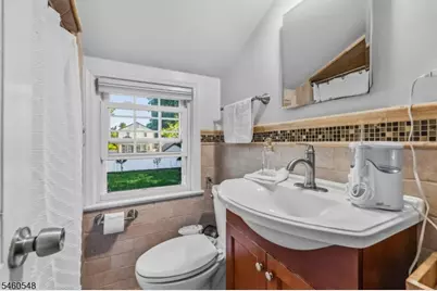 32 New St, Wayne, NJ 07470 - Photo 16