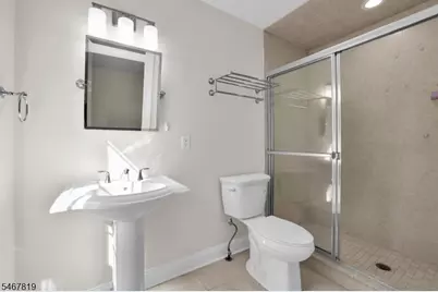 8 Chapel Hill Ct, Cedar Grove, NJ 07009 - Photo 26