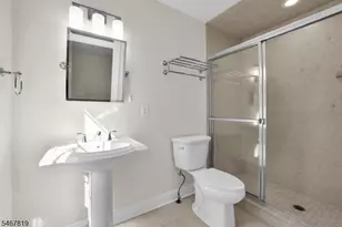 8 Chapel Hill Ct, Cedar Grove, NJ 07009 - Photo 26