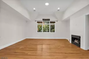 8 Chapel Hill Ct, Cedar Grove, NJ 07009 - Photo 22
