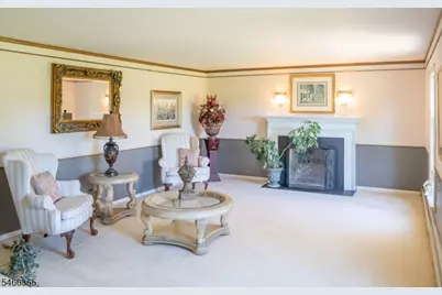 581 Montgomery Rd, Hillsborough Township, NJ 08844 - Photo 18