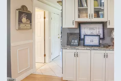 581 Montgomery Rd, Hillsborough Township, NJ 08844 - Photo 12