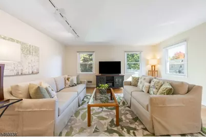 12 Eaton Ct, Summit, NJ 07901 - Photo 20