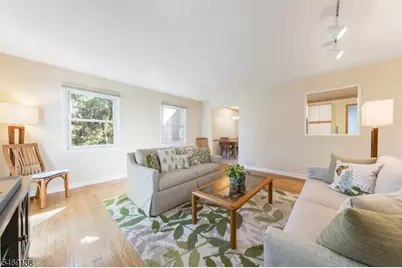 12 Eaton Ct, Summit, NJ 07901 - Photo 2