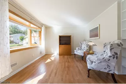 12 Eaton Ct, Summit, NJ 07901 - Photo 8