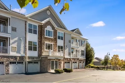 98 Quarry Dr #B2, Woodland Park, NJ 07424 - Photo 2