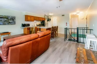 2 Davos Dr, Vernon, NJ 07462 - Photo 2