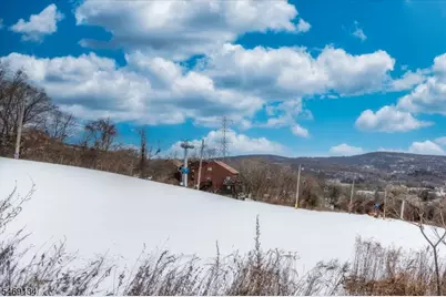 2 Davos Dr, Vernon, NJ 07462 - Photo 20