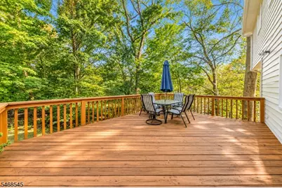 8 Hathaway Dr, New Providence, NJ 07974 - Photo 12