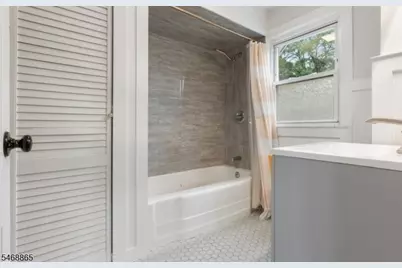 1952 William St, Union Township, NJ 07083 - Photo 12