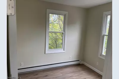 14 Belgium St 2nd Fl #2, Newark, NJ 07103 - Photo 8