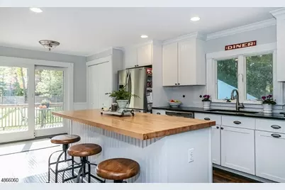 355 Green Village Rd, Chatham Township, NJ 07935 - Photo 10
