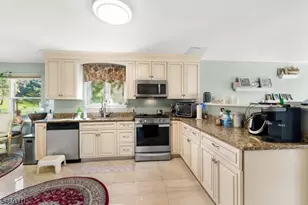 38 Bailey Park Dr, Frankford Township, NJ 07822 - Photo 10