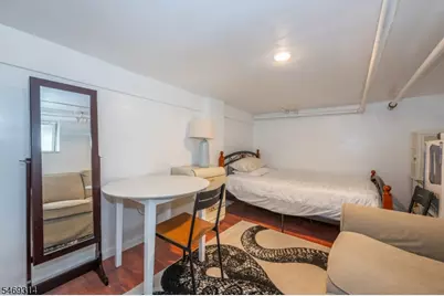 129 Howard Ave, Passaic, NJ 07055 - Photo 20