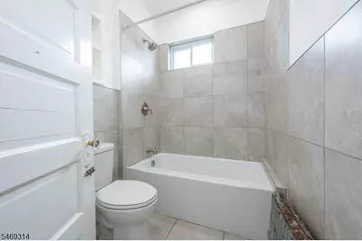129 Howard Ave, Passaic, NJ 07055 - Photo 34