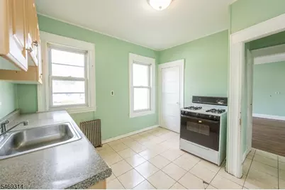 129 Howard Ave, Passaic, NJ 07055 - Photo 30