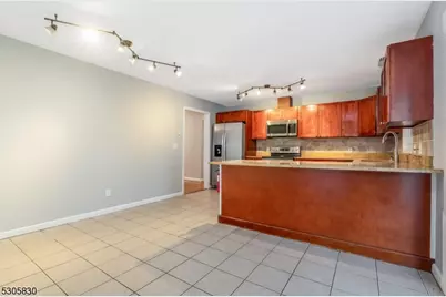 109 Summer Rd, Readington, NJ 08822 - Photo 10