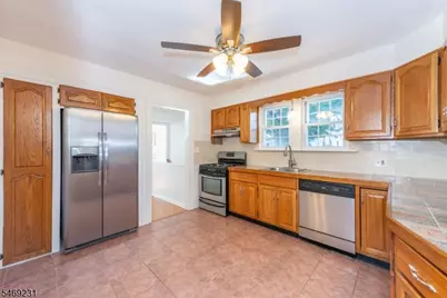 2307 Dewitt Ter, Linden, NJ 07036 - Photo 4