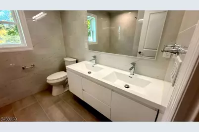 1357 S Beverwyck Rd, Parsippany, NJ 07054 - Photo 22