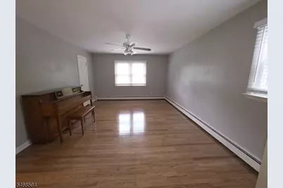 15 Sweetwood Ct, Parsippany, NJ 07054 - Photo 20