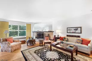 11 Hamilton Dr E, North Caldwell, NJ 07006 - Photo 2