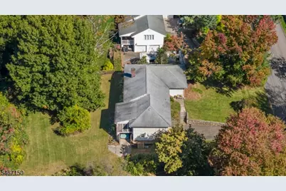 11 Hamilton Drive East, North Caldwell, NJ 07006 - Photo 20