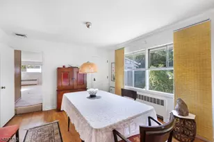 11 Hamilton Dr E, North Caldwell, NJ 07006 - Photo 4