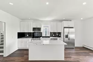75 Washington St, East Orange, NJ 07017 - Photo 14