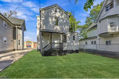 75 Washington St, East Orange, NJ 07017 - Photo 30