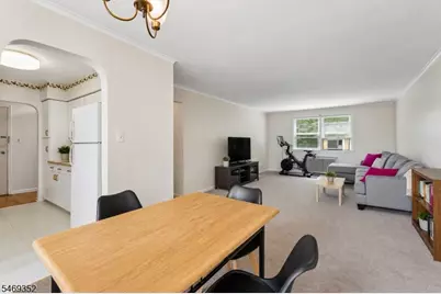23 Park Ct #88, Verona, NJ 07044 - Photo 6