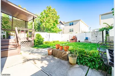 160 S 10th St, Newark, NJ 07107 - Photo 14