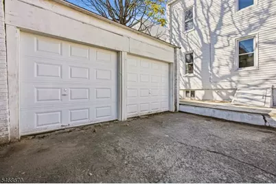 354 Clinton Pl, Newark, NJ 07112 - Photo 28