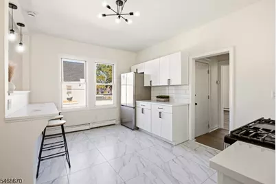354 Clinton Pl, Newark, NJ 07112 - Photo 20