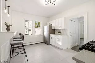 354 Clinton Pl, Newark, NJ 07112 - Photo 10