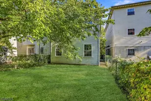 51 Demarest St, Newark, NJ 07112 - Photo 16
