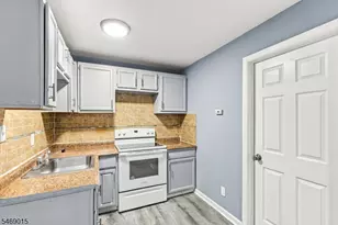 51 Demarest St, Newark, NJ 07112 - Photo 8