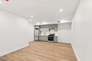 822 S 20th St, Newark, NJ 07108 - Photo 38