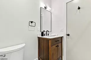 822 S 20th St, Newark, NJ 07108 - Photo 34