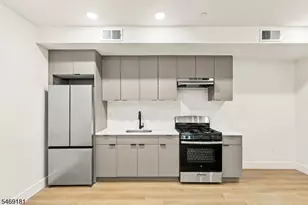 822 S 20th St, Newark, NJ 07108 - Photo 40