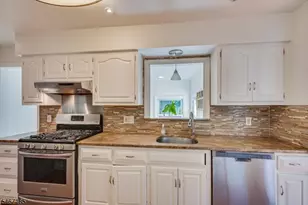1071 Lorraine Ave, Union Township, NJ 07083 - Photo 22